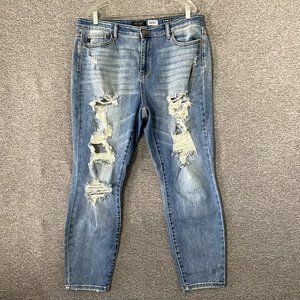 Judy Blue Women's Size 32 Boyfriend Fit Distressed Stretch Denim Jeans